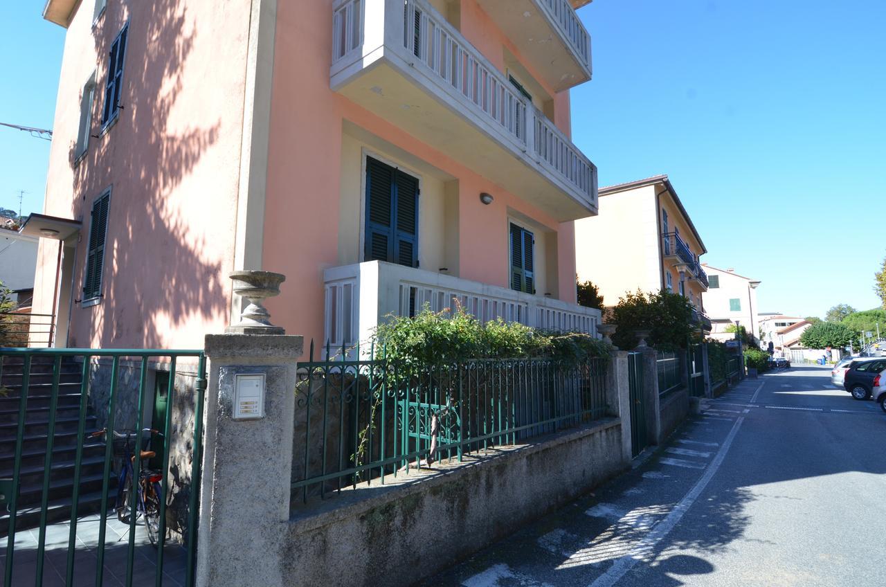 Levanto Rentals ภายนอก รูปภาพ